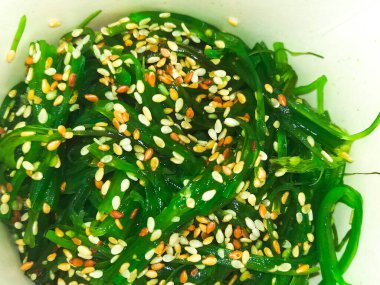 Chuka Yosun Salatası, arkaplan dokusu