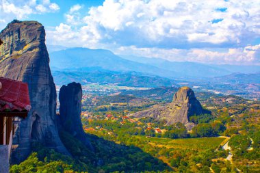 Yunanistan Kalamata ve dağ tepeleri gökyüzü manzarası