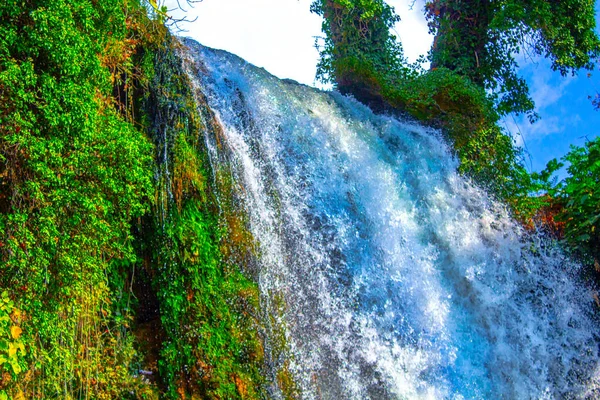 Greece Beautiful Big Waterfall Splash Rocks — Stock Photo, Image