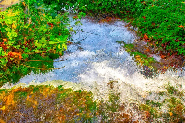 Горная Река Каскадный Водопад Брызги Камней — стоковое фото