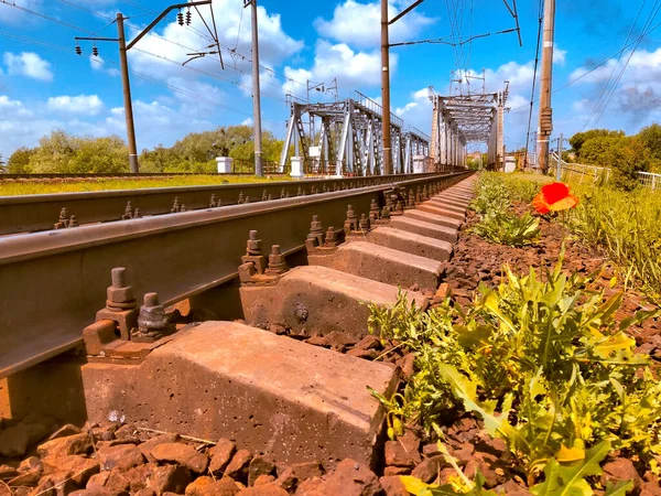 Строительство Железнодорожного Автомобильного Моста Носит Туристический Характер — стоковое фото