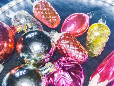 Noel ağacı oyuncak topu dekorasyonu arka planı