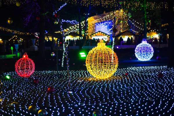 Beautiful Christmas Glowing Trees Figures City Park — Stock Photo, Image