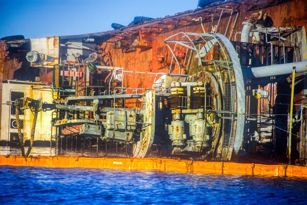 Nahaufnahme Gesunkener Tanker Schiff Nach Sturm Land Der Tanker Liegt — Stockfoto