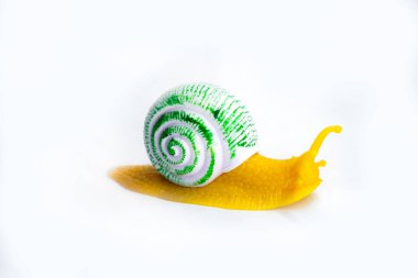 Plastik ve plastikten yapılmış sümüklü böcek oyuncağı
