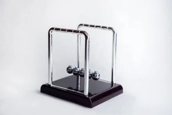 Newton Cradle Physics Concepts Action Reaction Cause Effect Sur Fond — Photo