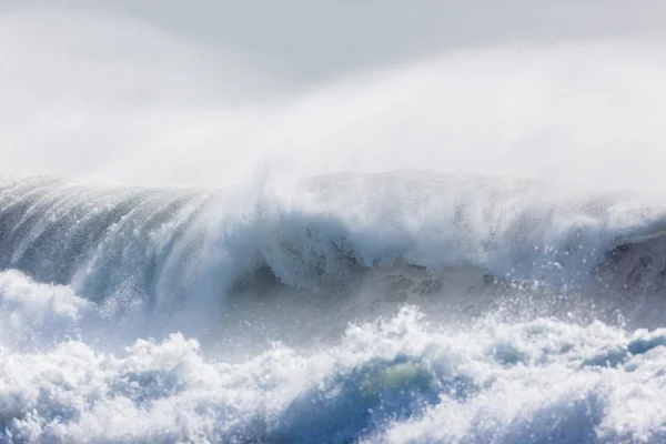 Океан хвилі, бурі — стокове фото