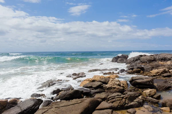 Ocean Waves Rocky Beach Coastline — Stock Photo, Image