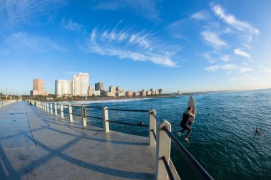 Durban okyanus rıhtım sahil sörf kıyı şeridi