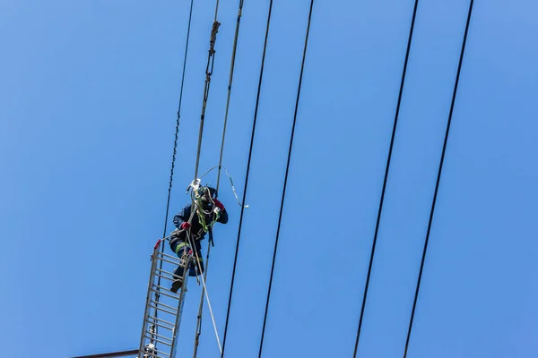 Elektrické napájecí vedení Údržba opravy — Stock fotografie