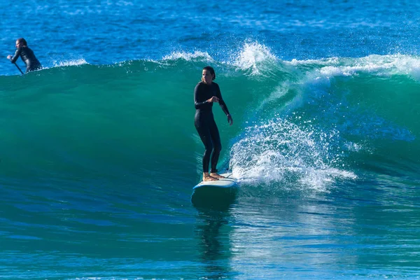 Surfer Girl Wave Ride Surf —  Fotos de Stock