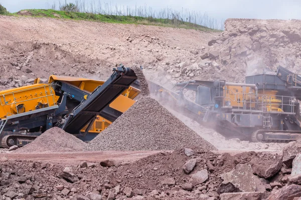 Máquinas de producción de piedra cantera — Foto de Stock