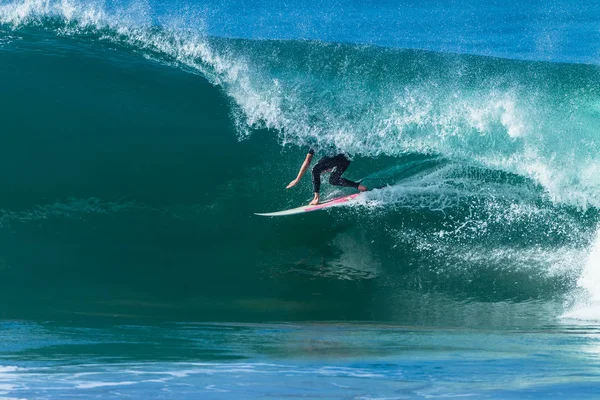 Surfing duté vlny metrem — Stock fotografie