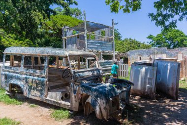 Arena Paintball savaş oyunları ev kalıntıları