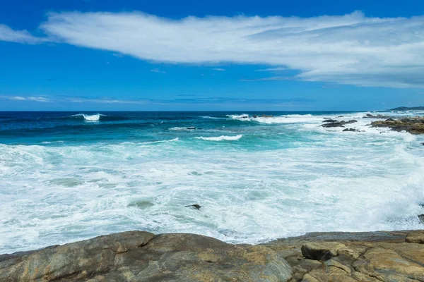 Rocky Coastline Ocean Waves — Stock Photo, Image