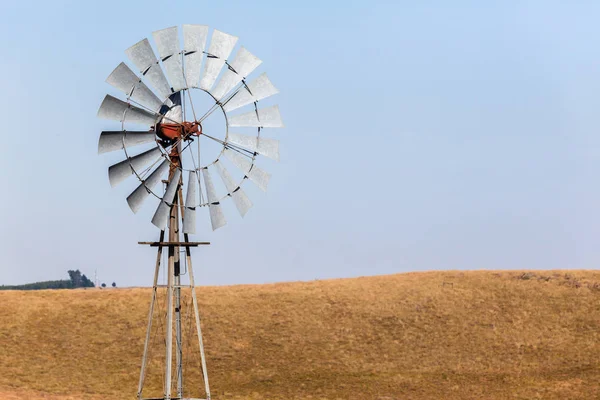 Agriturismo Mulino a vento Paesaggio — Foto Stock