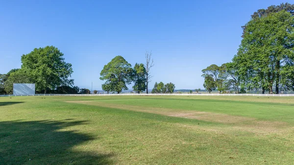 Świerszcz Trawa Wicket nietoperz Pitch Pole krajobraz graniczny — Zdjęcie stockowe