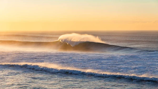 Wave Morgon färger Horizon Landskap — Stockfoto