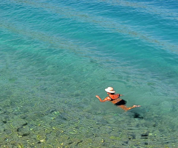 Mujer Joven Traje Baño Playa — Foto de Stock