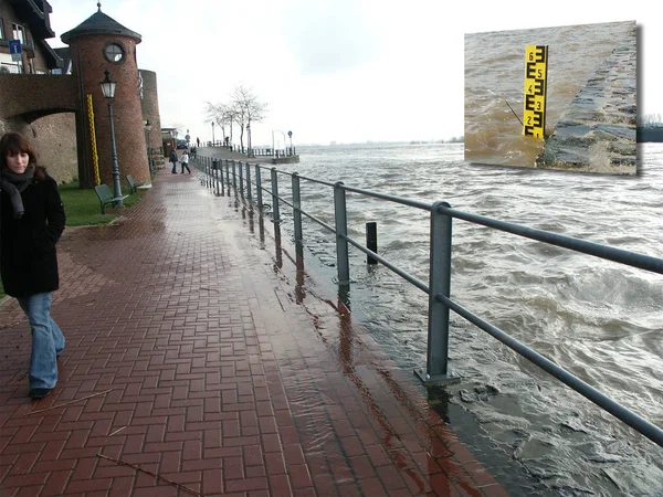 Photo Taken 2005 Spectacular Flood Rhein Enough Get Your Feet —  Fotos de Stock