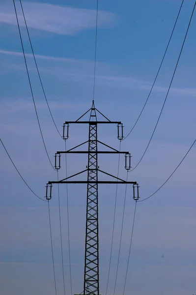 Transmissão Pólo Energia Torre Elétrica — Fotografia de Stock