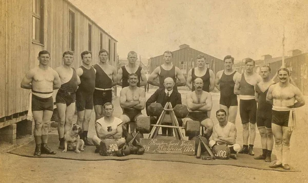 Vecchia Fotografia Epoca Con Gli Sportivi — Foto Stock