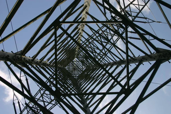 Elektrik Yüksek Voltaj Kulesi — Stok fotoğraf
