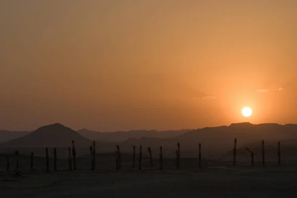 Puesta Sol Sobre Desierto Iii —  Fotos de Stock