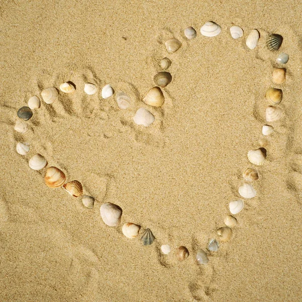 Forma Cardíaca Hecha Corazones Sobre Arena — Foto de Stock