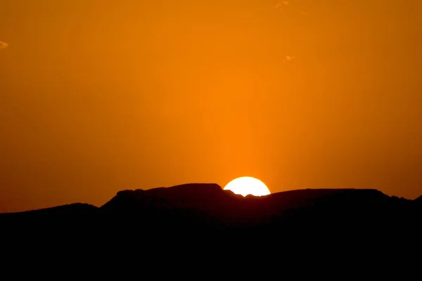 Por Sol Sobre Deserto — Fotografia de Stock