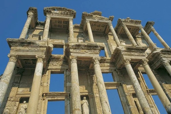 Heraclitus Dedicó Tratamiento Filosófico Naturaleza Los Artemis Divinos Efímero Ciudad —  Fotos de Stock