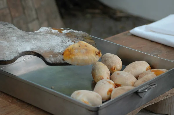 Frische Rohe Kartoffeln Der Küche — Stockfoto