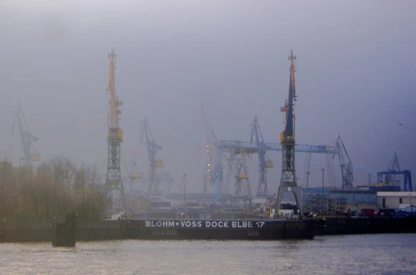 Hamburg Blohm和Voss造船厂 — 图库照片