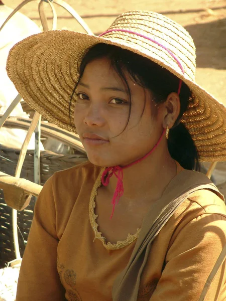 Inle Lake Piacon — Stock Fotó