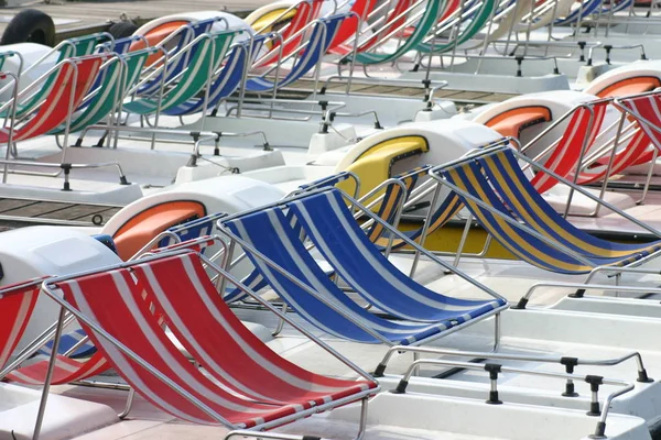 Meble Krzesła Plażowe Nadmorskie Kurorty — Zdjęcie stockowe