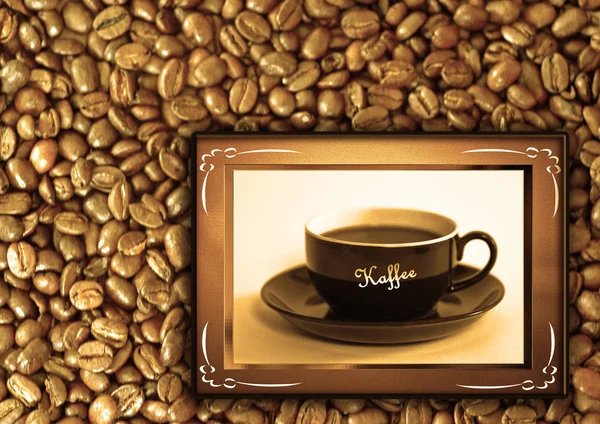 Kaffeebohnen Einer Tasse Auf Einem Holztisch — Stockfoto