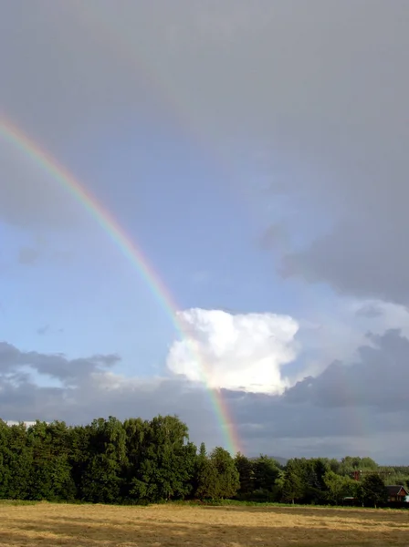 Arcobaleno Fenomeno Meteorologico Causato Dalla Riflessione — Foto Stock