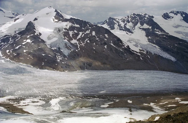 Tremendo Hintereisferner Tirando Hacia Valle Del Balón Blanco Incluso Con —  Fotos de Stock