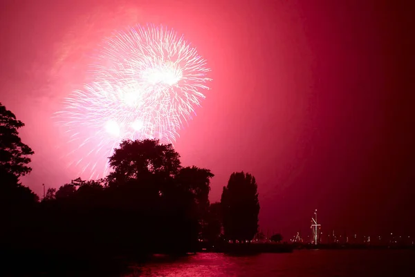 Celebrazione Fuochi Artificio Colorati Nel Cielo — Foto Stock