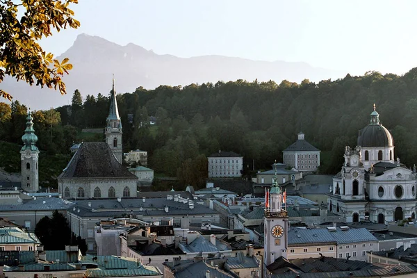 Uitzicht Salzburg Franziskanerkirche — Stockfoto