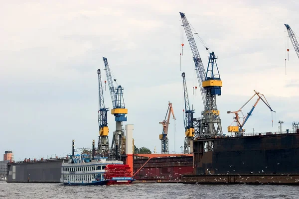 Scenic View Industrial Heavy Cranes — Stock Photo, Image