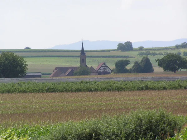 Village Derrière Les Champs — Photo