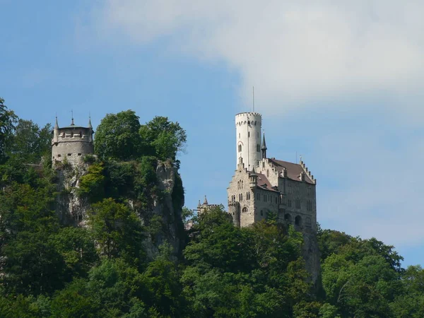 リヒテンシュタイン城旅行と建築の概念 — ストック写真