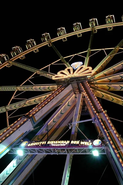 Carrusel Rueda Del Ferris Parque Atracciones — Foto de Stock