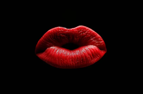 Labios Rojos Sobre Fondo Negro — Foto de Stock