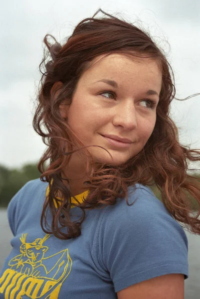 Портрет Красивої Молодої Жінки Вінком — стокове фото