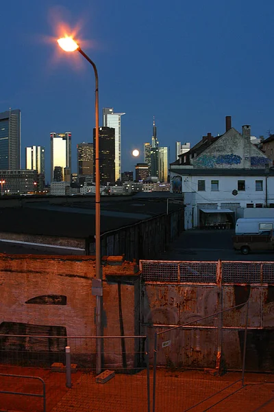 Recorded 2005 Blue Hour Frankfurt Main Nfull Moon Rising Time — Stock fotografie