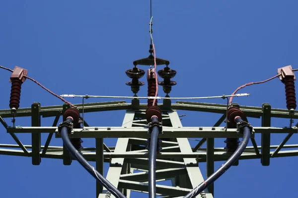 Torre Elettrica Alta Tensione — Foto Stock