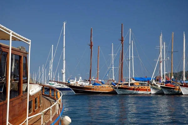 Čluny Vodě Přístav Marmaris — Stock fotografie