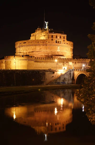 Castel Sant Angelo Com Reflexão — Fotografia de Stock